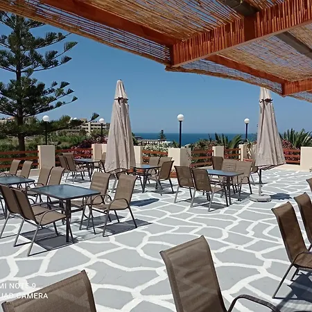 Alexandros Aparthotel Kalamaki (Chania)